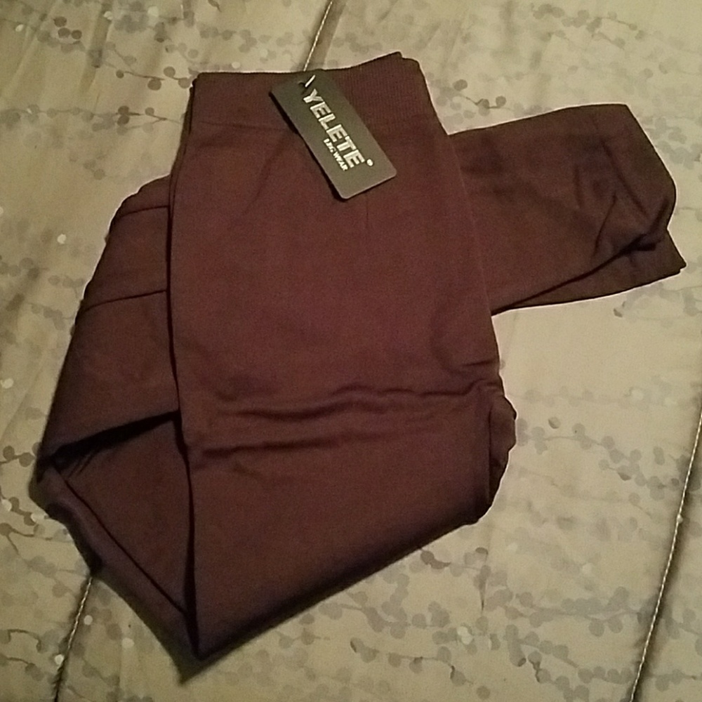 NWT Chocolate brown leggings